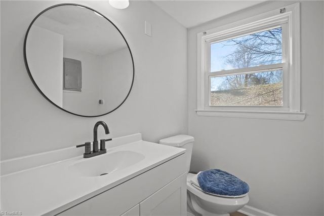 1320 Underwood Avenue, Winston-salem, NC 27105