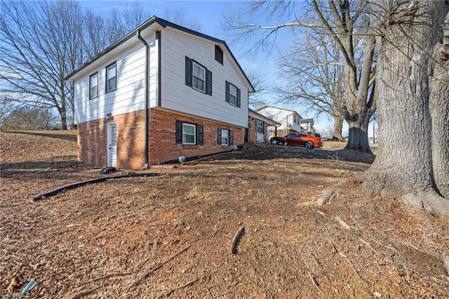 1320 Underwood Avenue, Winston-salem, NC 27105