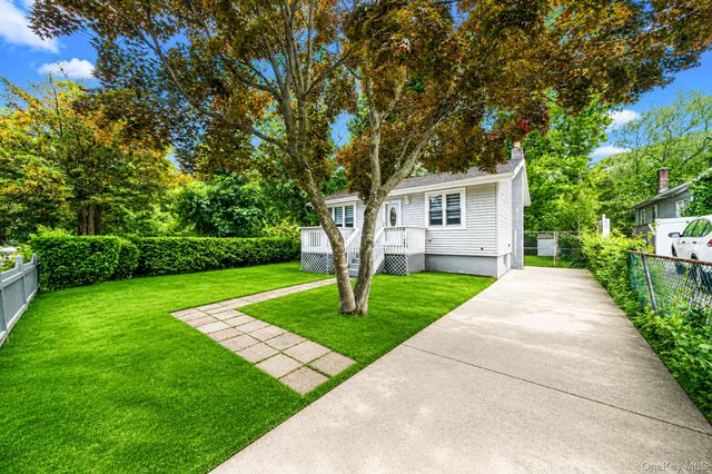 411 Glen Drive, Shirley, NY 11967