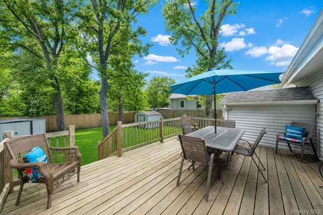 411 Glen Drive, Shirley, NY 11967