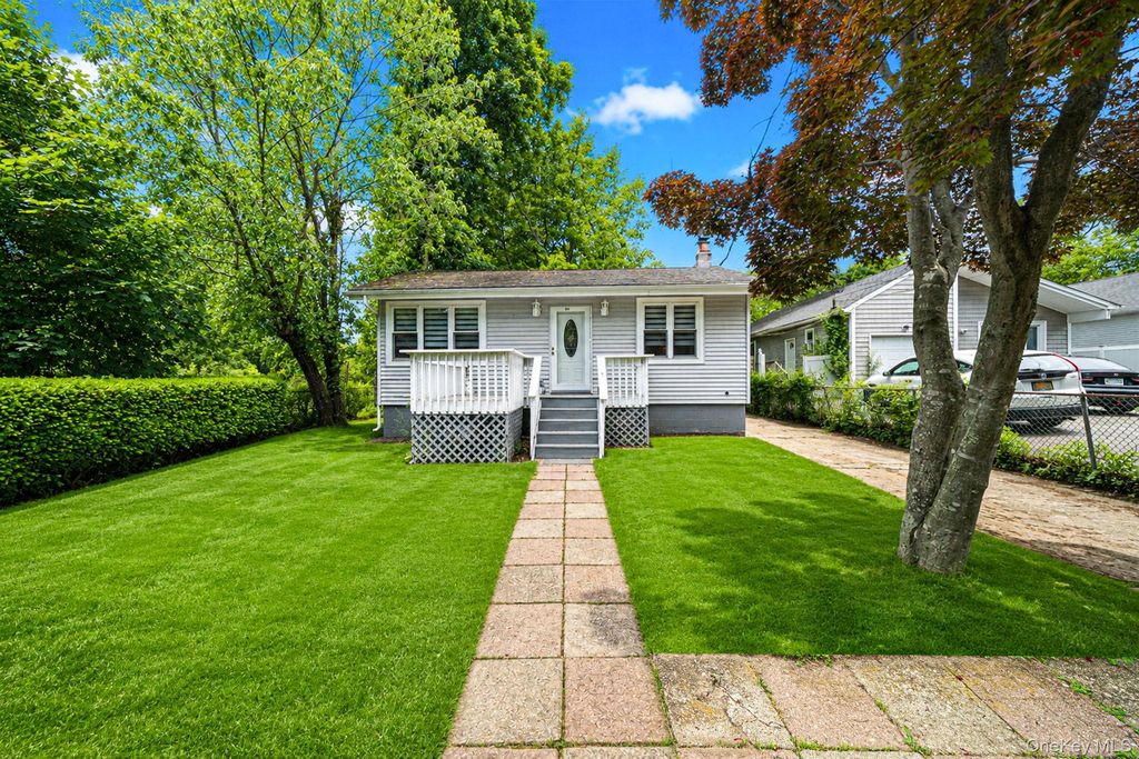 411 Glen Drive, Shirley, NY 11967