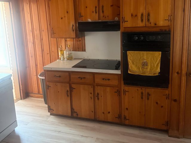 102 N Hazel Ave., Andrews, SC 29510