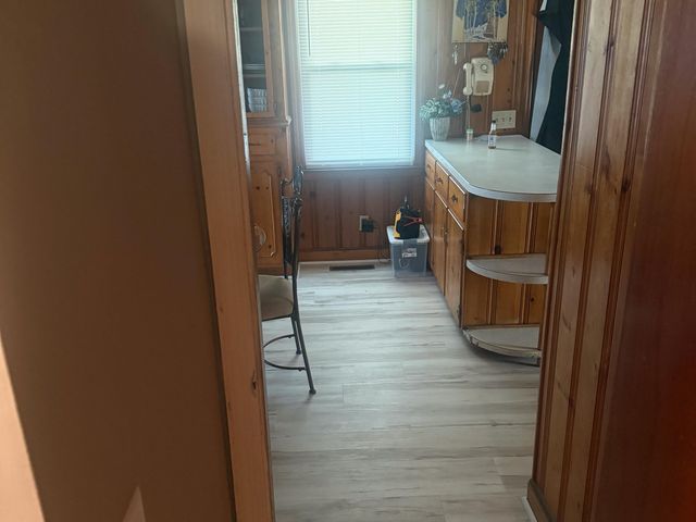 102 N Hazel Ave., Andrews, SC 29510