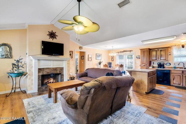 132 Paige Street, Duson, LA 70529