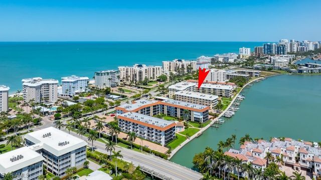 3000 Gulf Shore BLVD N 106, Naples, FL 34103