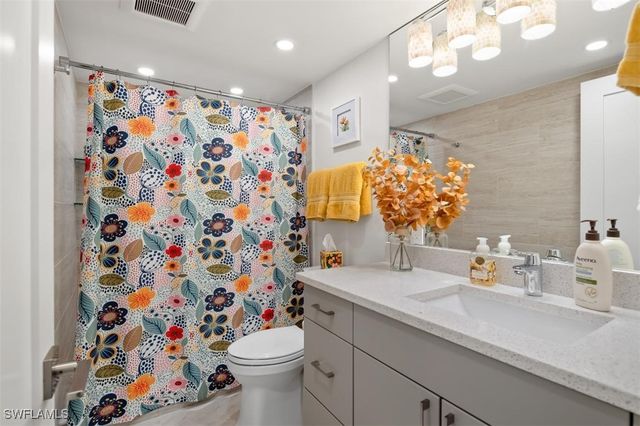 3000 Gulf Shore BLVD N 106, Naples, FL 34103