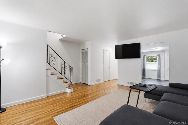 136-10 222nd Street, Laurelton, NY 11413