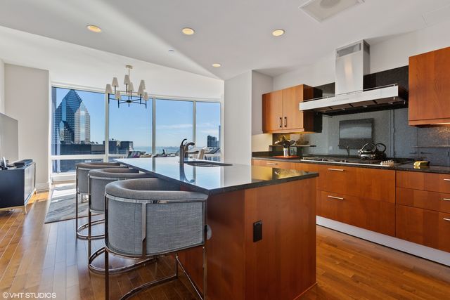 401 N WABASH Avenue 41G, Chicago, IL 60611
