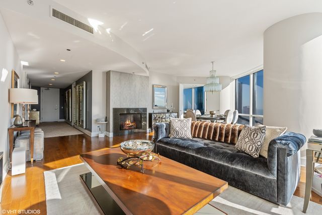 401 N WABASH Avenue 41G, Chicago, IL 60611