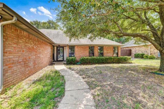 8241 Christie Drive, Frisco, TX 75033
