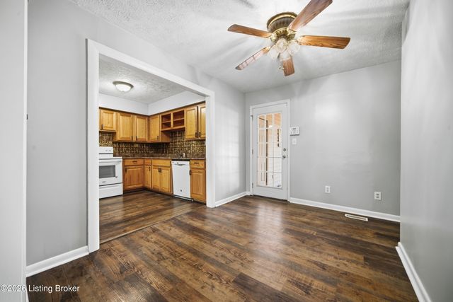 289 Ardmore Ln, Shelbyville, KY 40065