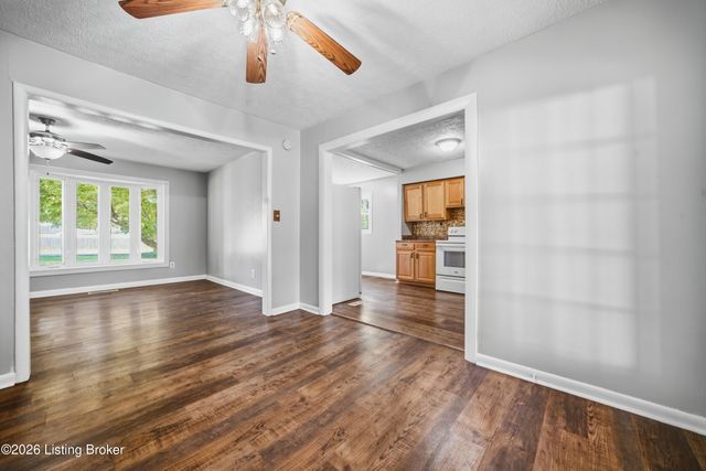 289 Ardmore Ln, Shelbyville, KY 40065