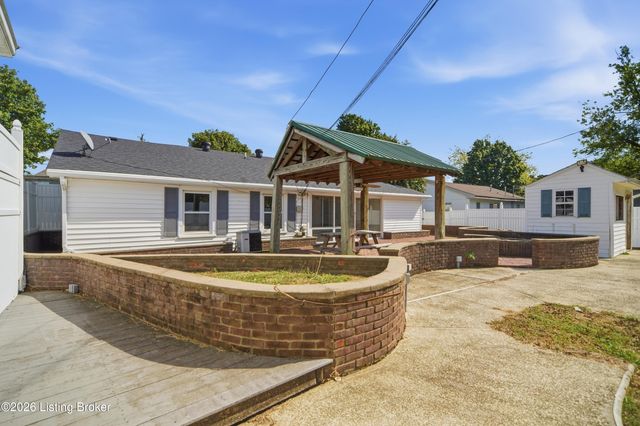 289 Ardmore Ln, Shelbyville, KY 40065