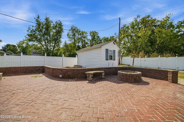 289 Ardmore Ln, Shelbyville, KY 40065