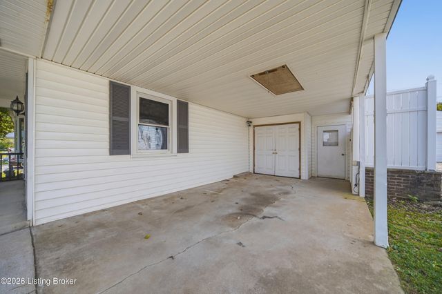 289 Ardmore Ln, Shelbyville, KY 40065