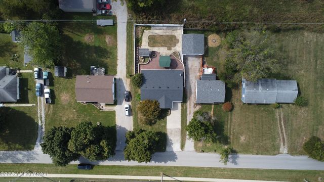 289 Ardmore Ln, Shelbyville, KY 40065