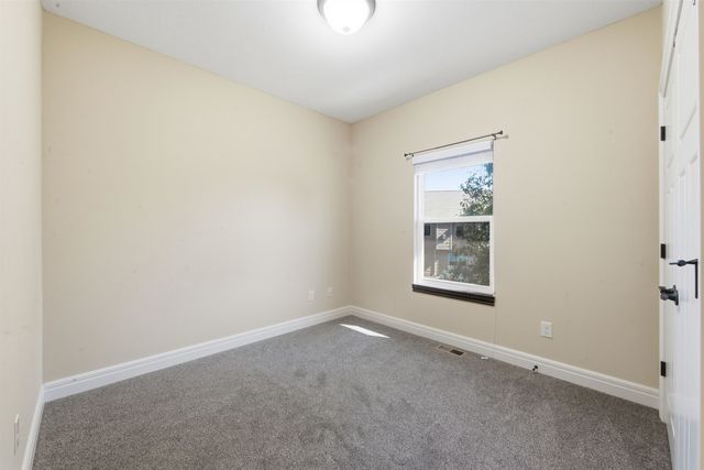 8623 W Candlewood Ct, Wichita, KS 67205