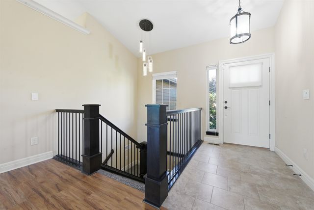 8623 W Candlewood Ct, Wichita, KS 67205