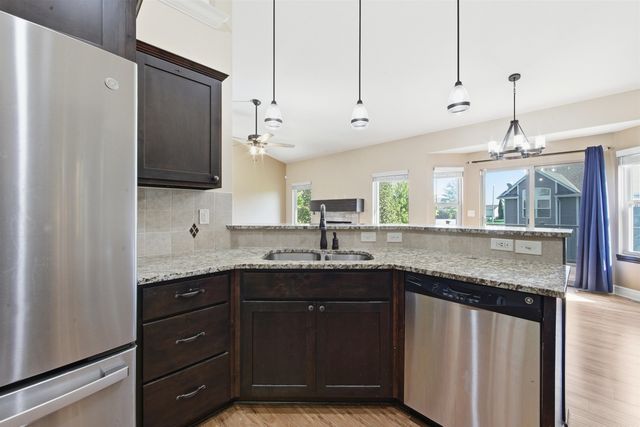 8623 W Candlewood Ct, Wichita, KS 67205