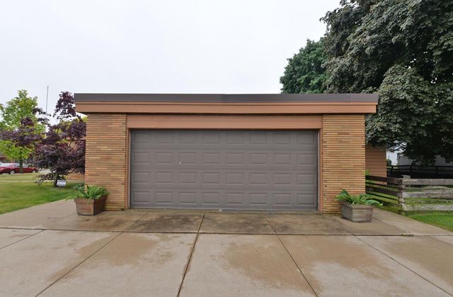4001 Haven AVENUE, Racine, WI 53405