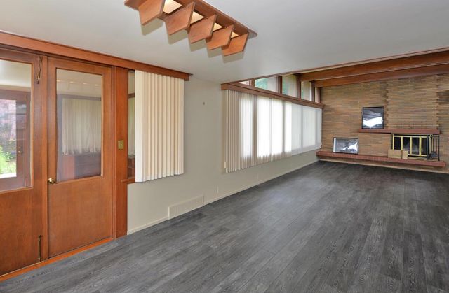 4001 Haven AVENUE, Racine, WI 53405