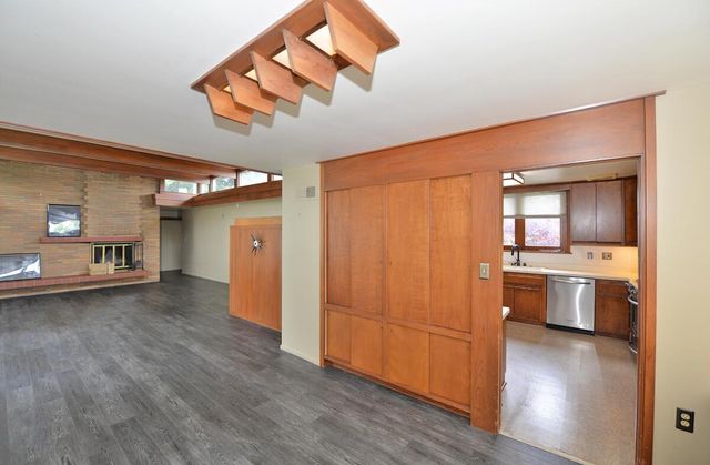 4001 Haven AVENUE, Racine, WI 53405
