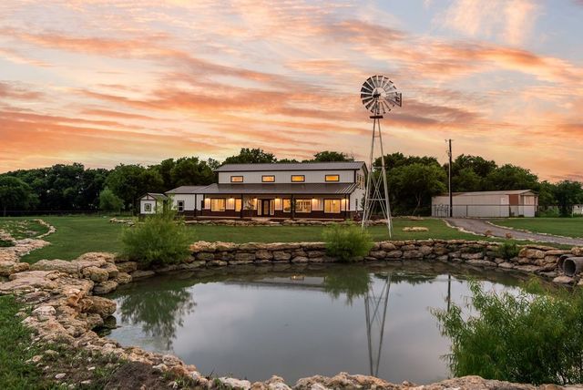 11167 Plainview Road, Krum, TX 76249