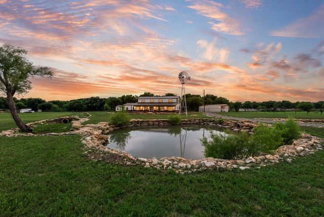 11167 Plainview Road, Krum, TX 76249