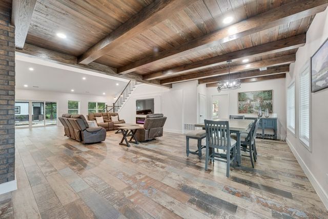 11167 Plainview Road, Krum, TX 76249