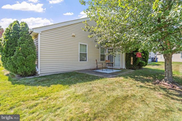 77 MAPLE LEAF CIR, Sewell, NJ 08080