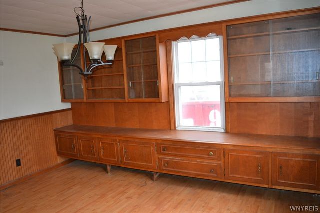 8764 West Avenue, Eden, NY 14057