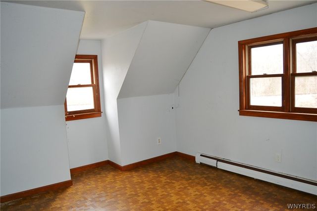 8764 West Avenue, Eden, NY 14057