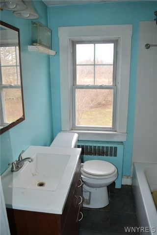 8764 West Avenue, Eden, NY 14057
