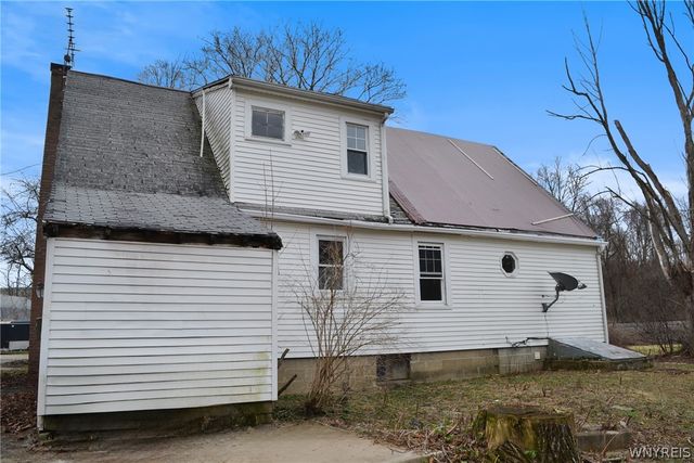 8764 West Avenue, Eden, NY 14057