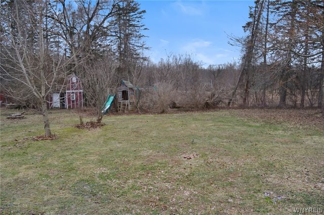 8764 West Avenue, Eden, NY 14057