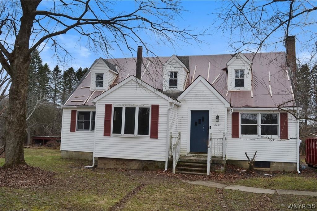 8764 West Avenue, Eden, NY 14057