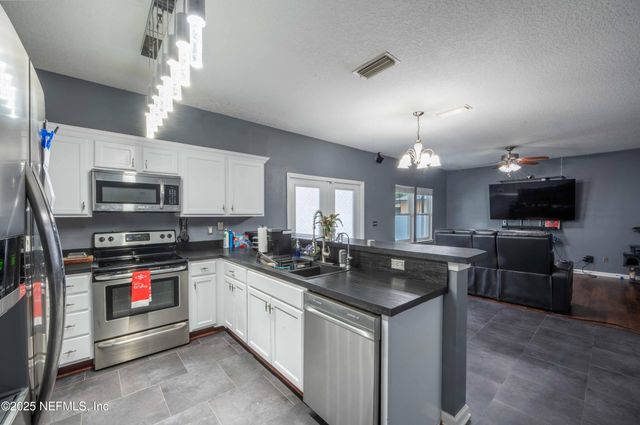 1603 NIGHT OWL Trail, Middleburg, FL 32068