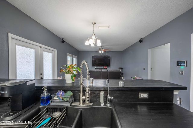 1603 NIGHT OWL Trail, Middleburg, FL 32068