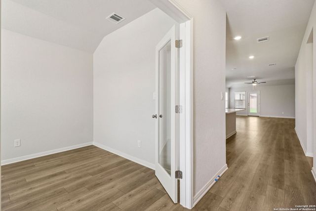 9927 Medicine Hat, San Antonio, TX 78254