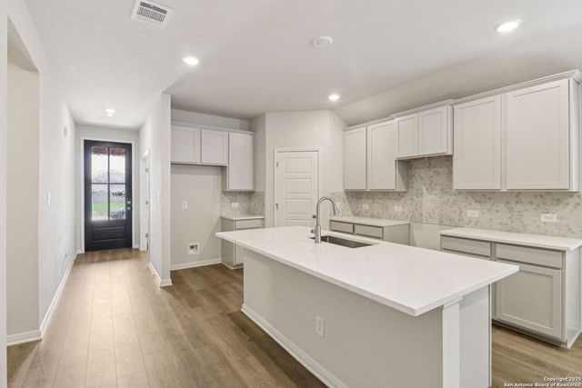 9927 Medicine Hat, San Antonio, TX 78254