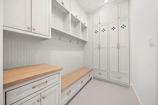 6242 Meadow Lake Lane, Houston, TX 77057