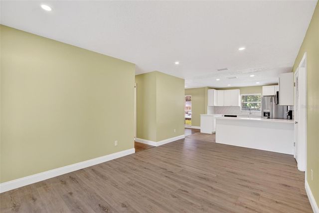 2340 MERRILY CIRCLE S, Seffner, FL 33584