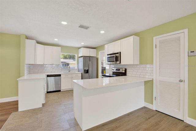 2340 MERRILY CIRCLE S, Seffner, FL 33584