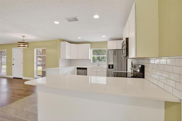 2340 MERRILY CIRCLE S, Seffner, FL 33584