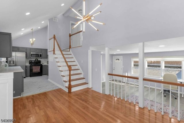 160 Brown Ave, Woodbridge Twp., NJ 08830