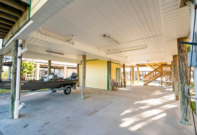 6739 Highway 56 Highway, Chauvin, LA 70344