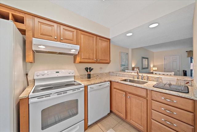 6650 DRAW LANE 128, Sarasota, FL 34238