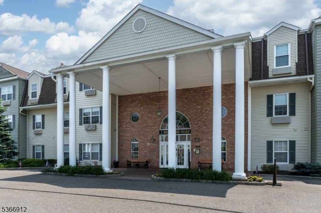 2 Richmond Road suite214 214, West Milford Twp., NJ 07480