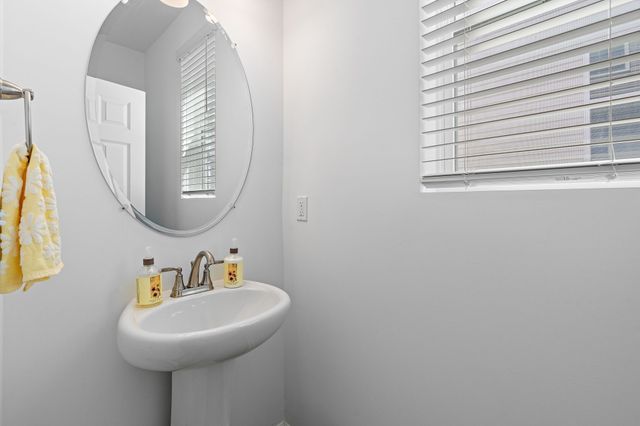 105 Timber Crest Trl, White Bluff, TN 37187