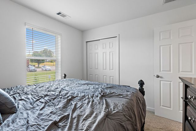 105 Timber Crest Trl, White Bluff, TN 37187